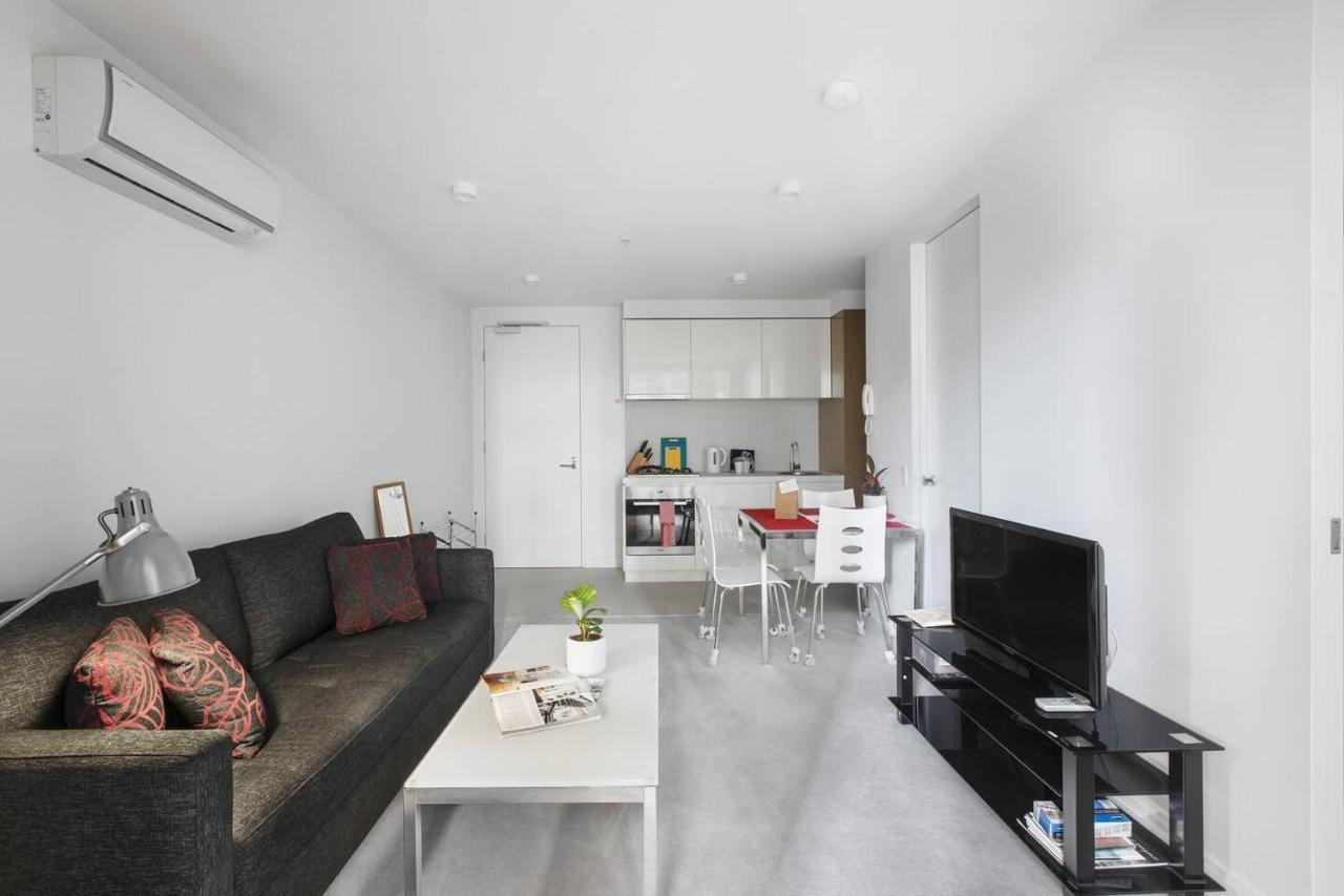 Central Sleek City Living Close To Everything Melbourne Exterior photo